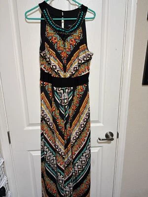 Ronni Nicole  Foto 1 de 3