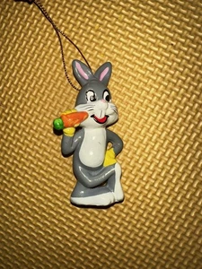 Vintage 1982 Warner Bros Christmas Ornaments Bugs Bunny Pappmaché - Bild 1 von 1