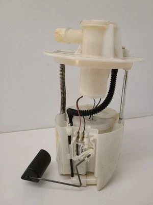 2009 2010 PONTIAC VIBE Fuel Pump Assembly FWD 19185090        - Image 1 of 4