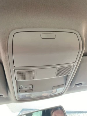 Used Front Upper Center Console fits: 2014 Volkswagen Tiguan roof w/o sunroof Fr Foto 1 de 4