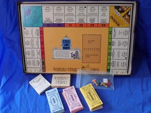 WHEELER DEALER Plano Board Game 100% Complete Michael Glenn Productions 1980 - Picture 1 of 9