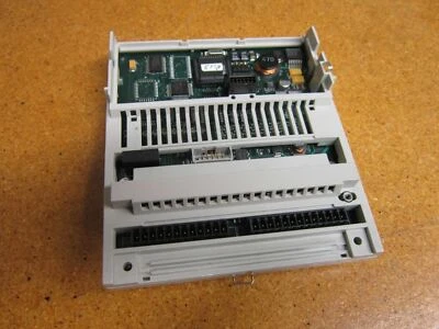 Schneider Automation TSX Momentum 52046-426-50 base de E/S analógica pacote único usado - Imagem 1 de 3