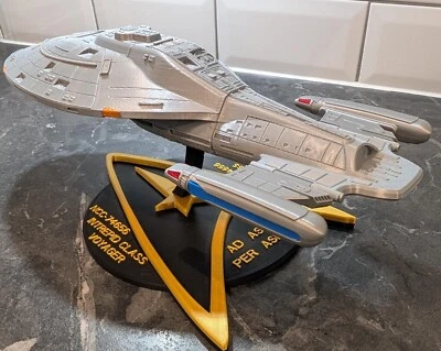 USS Voyager Starship Model with Display Stand - 3D Printed Hand Finished - Image 1 of 4