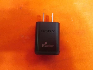 Sony Reader AC Adapter PRSA-AC10 Tablet 1AMP 5 Watt Brand New 4000 - Picture 1 of 3