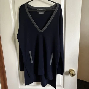 π Effortless Elegance: Coercion London Merino Wool V-Neck Jumper (M) β¨ - Picture 1 of 4