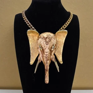 Vintage Luca Razza Elefant Statement Resin goldfarben Anhänger Halskette 70er Boho - Bild 1 von 7