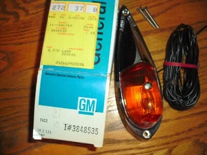 NOS 1974-81 GMC Chevrolet Truck Cab Lamp Assembly GM 3848535 - Bild 1 von 1