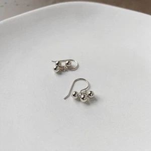 Korean Fashion Small Seamless Solid Stainless Steel Beads Earrings Dangle Hook - Picture 1 of 3