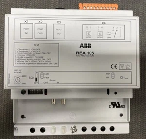 Módulo de protección contra fallas de arco ABB REA 105 REA105-AA - Imagen 1 de 8
