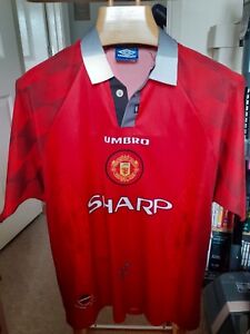 MANCHESTER  UNITED 1996    FOOTBALL  SHIRT  SIZE ADULTS  LARGE  