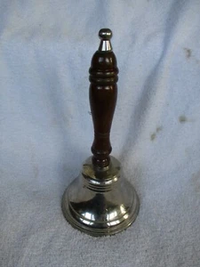 Vintage School Teacher's Brass Nickel Plated Hand Held Bell with Wooden Handle - Bild 1 von 2