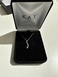 #78) 10K White Gold Diamond 0.15ct Journey Pendant 18'' Chain Necklace - Picture 1 of 6