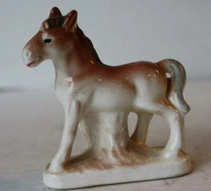 Pferd Pony Colt Figur stehend Keramik Porzellan handbemalt Made in Japan - - Bild 1 von 1