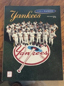 1993 New York Yankees Yearbook.  Includes Derek Jeter and Mariano Rivera - Picture 1 of 1