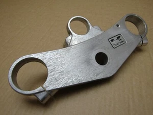 Kawasaki Ninja ZX-6R J2 2002 23,885 miles top upper fork yoke (14494) - Picture 1 of 9