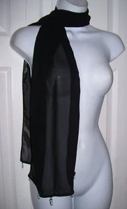 Bufanda de cuello negro para mujer semi transparente recortada con cuentas azules 13x62 de colección - Imagen 1 de 4