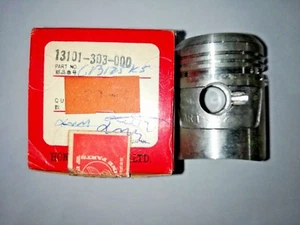 13101-303-000 GENUINE PISTON STD FOR HONDA CB125K - Foto 1 di 2