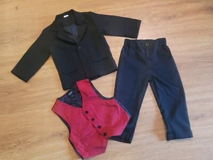 Lightweight Black 3 Piece Suit w/Red Vest Formal Boys Size 4 - Picture 1 of 4