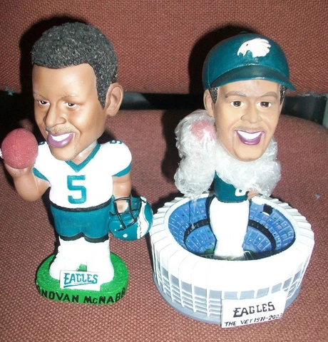 2 Donovan McNabb Bobbleheads w/Boxes Mint Condition! Cover