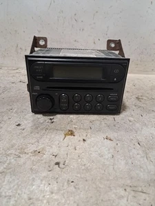 Radio estéreo/receptor 2005 Xterra Sku#4231197 - Imagen 1 de 6