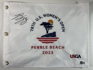 PIN DE GOLF ABIERTO PARA MUJER ROSA ZHANG FIRMADO 78TH EE. UU. BANDERA PEBBLE BEACH 2023 BAJO AUTENTICIDAD 9 - Imagen 1 de 2