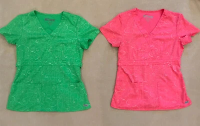 Grey’s Anatomy scrub top lot small Womens pattern green and coral - Image 1 of 4