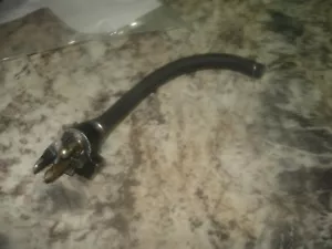 1967 Evinrude 6.0hp fuel inlet mount boat motor part 6702d e08654 - Picture 1 of 3