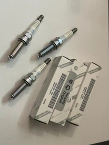 Three (X3) Spark Plug - 500 & Panda Hybrid 1.0 Mild Hybrid New GENUINE. - Picture 1 of 1