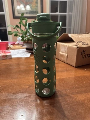 Lifefactory Glass Water Bottle 14oz green Silicon Cover & Lid - Image 1 of 2