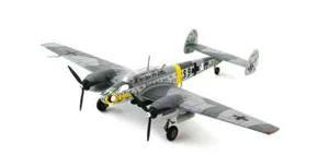 Bf 110E S9 + Am , 4. Staffel, Zg 1, Winter 1941/42, 1:72 Hobby Master - Bild 1 von 3