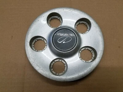 Oldsmobile OEM 2000 2001 2002 Intrigue Painted Center Cap Hub Cover 9593499 - Image 1 of 2