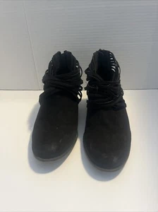 Fergalicious By Fergie Black WICKET Ankle Boots Booties Faux Suede Heeled Size 8 - Picture 1 of 6