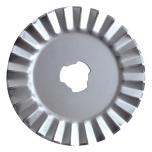 Fiskars 45mm Pinking Rotary Blade Replacement - Picture 1 of 1