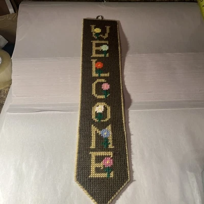 Vintage Finished Plastic Canvas Welcome Sign 4”x22” Brown Floral - Image 1 of 4