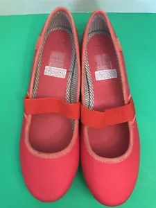 Helly Hanson Ladies US 9.5 /EU 41 Red Fabric w/Leather Trim ‘Mary Jane’ Shoes - Picture 1 of 6