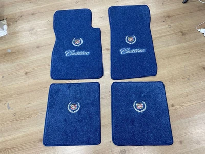Alfombrillas 4 piezas azul claro Cadillac Brougham Fleetwood DeVille 1980-92  Foto 1 de 2