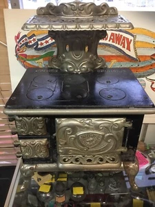 Antique 1900s Salesman Sample Stove Bucks Junior #4 Six Burner. Cast Iron . - Picture 1 of 24