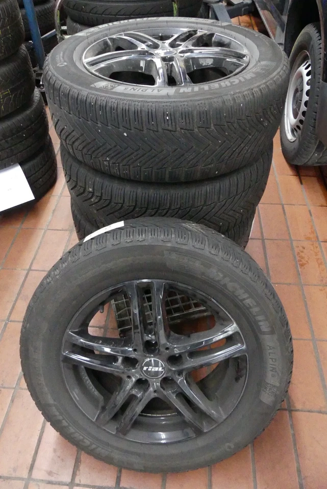 VW Passat B8 Winterradsatz Alu 215/60 R16 Michelin - Bild 1 von 1