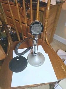 VINTAGE ASTATIC MICROPHONEl D-104 T-UG8 STAND 4 PIN WORKING VG CONDITION - Photo 1/5