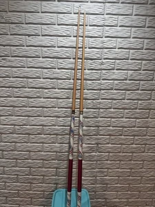 "Par de tacos de billar vintage Budweiser Bud King of Beers 58"" 2 piezas" - Imagen 1 de 4