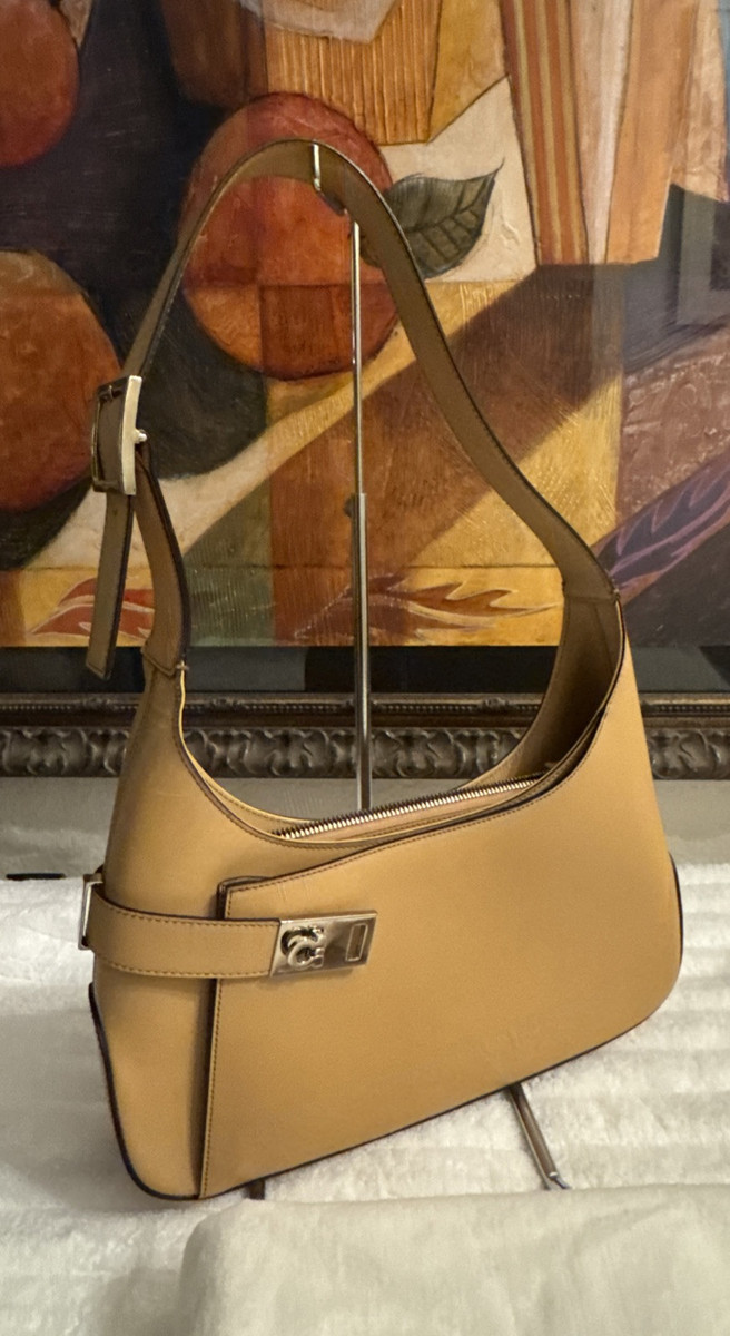 Salvatore Ferragamo Hobo Bags for Women for sale - eBay Salvatore Ferragamo Hobo Bags for Women for sale - eBay