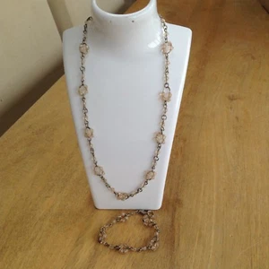 NECKLACE and matching bracelet. Pale pink beads with metal links. - Picture 1 of 4