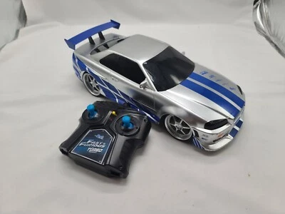 Nissan Skyline GTR R/C 2002 Jada Toys Fast And Furious 1:10 Brians "Funcionando" Foto 1 de 4