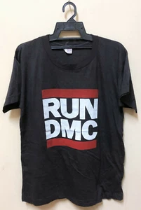 VINTAGE 80s RUN DMC BOOTLEG RAP HIP HOP TOUR CONCERT PROMO T-SHIRT NWA 2PAC - Picture 1 of 2