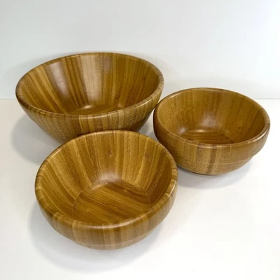 Pampered Chef-Bamboo Salad Mixing Bowls-2 Small and 1 Medium-Set of 3 - Image 1 of 4