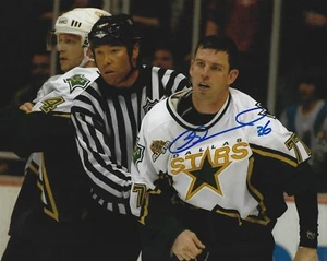 Autographed 8x10 MATTHEW BARNABY Dallas Stars Photo w/Show Ticket - Picture 1 of 1