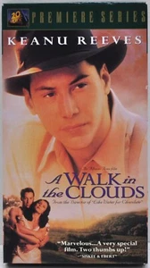 A Walk in the Clouds - VHS - Keanu Reeves - Picture 1 of 3