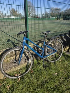 Ridgeback Rapide Comet Medium Ladies Hybrid Bike - Picture 1 of 6