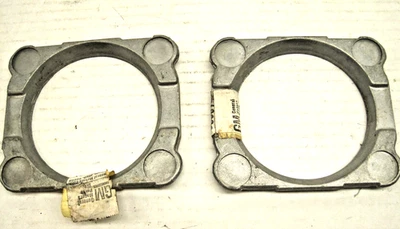 Pair NOS GM 3830747 1963 Corvette 4-speed posi-traction clutch plate retainers - Image 1 of 3