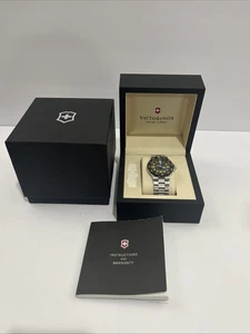 Victorinox Summit XLT Swiss Army Black Dial Men Watch W/New Battery, Box! - Picture 1 of 11
